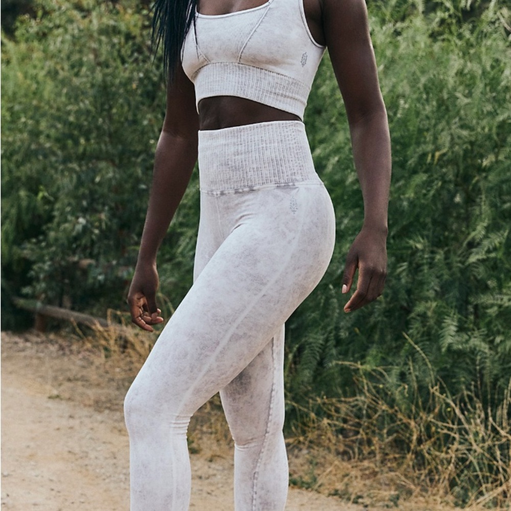 FP Movement Ice Grey Good Karma legging and sports bra set.